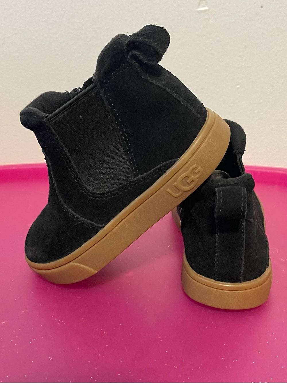 UGG Kids Black Suede Chelsea Boot Sneakers with Gum Sole